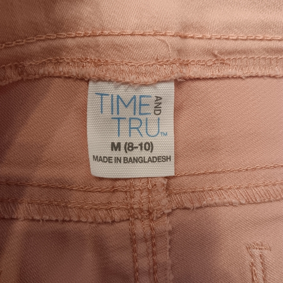 Time and Tru pink jean shorts women's size medium - Picture 4 of 5